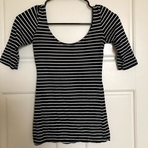 Black and white striped top!